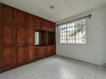 7 Bedroom House