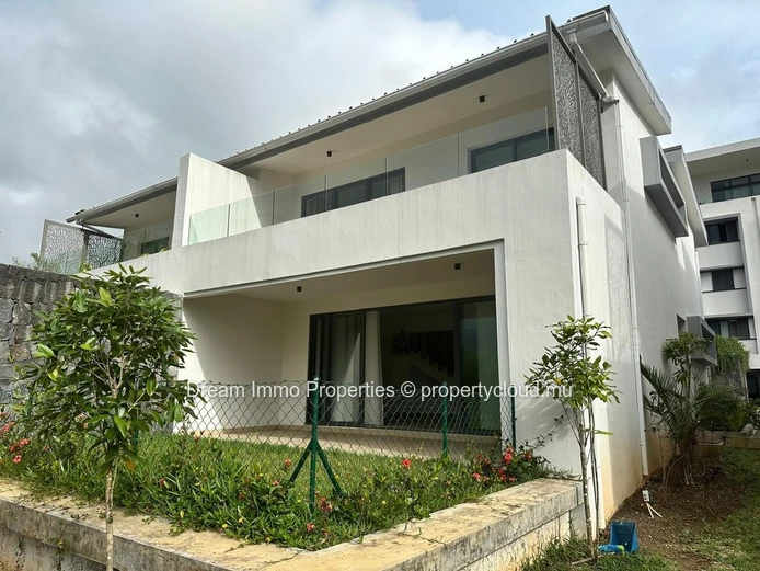 3-Bedroom Duplex In Perfect Condition Close To So'flo Mall In Floreal - Mauritius