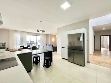 Penthouse de 4 Chambres