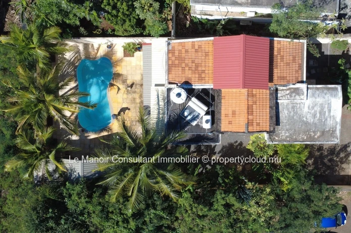 Villa meublée de 4 chambres avec piscine à louer à Albion