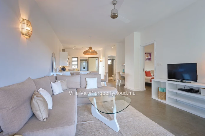 Péreybère - Bel appartement de 2 chambres fraichement rénové avec piscine commune, spa et gym
