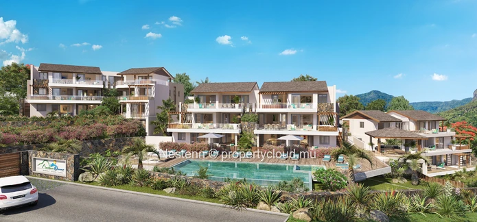 Mountain and sea view 3-bed penthouse in a residential estate