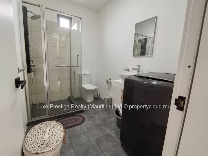  3-Bedroom Villa for Rent in Grand Baie | Private Pool & Garden