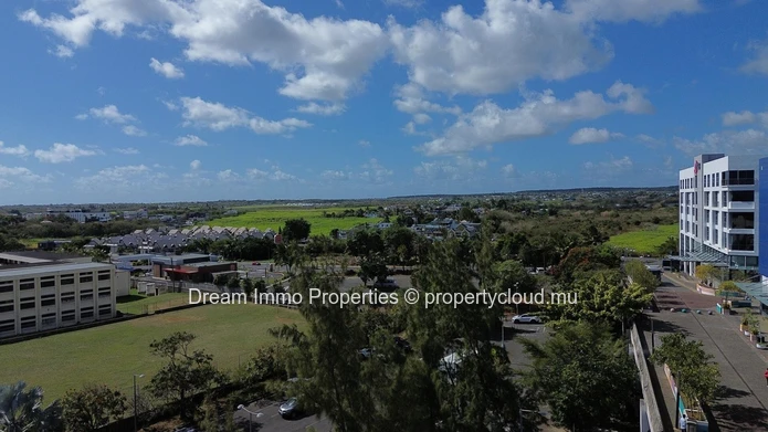 Modern 3-Bedroom Apartments With Hotel Services In Grand Baie La Croisette