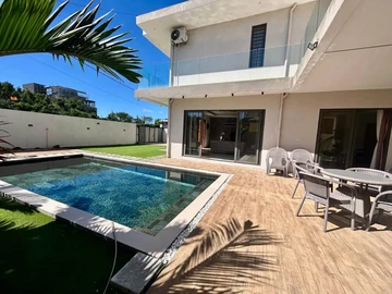 4 Bedroom Villa