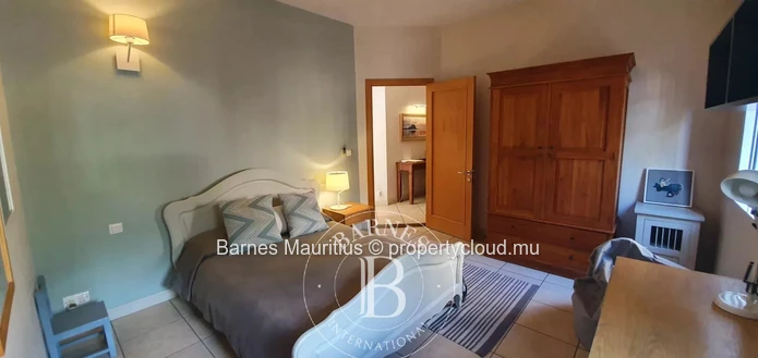 TAMARIN – Spacious Character Villa – 4 Bedrooms