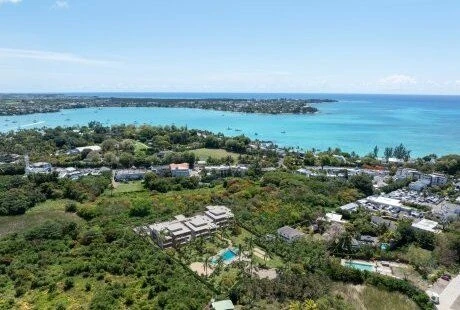 Modern 3-bedroom apartment in Grand Baie with access to luxury common pool