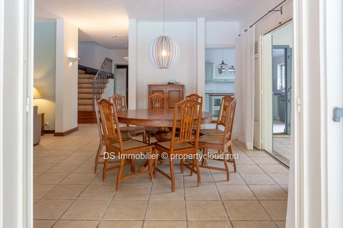 Exceptional Villa In Pointe Aux Canonniers – Near The Sea