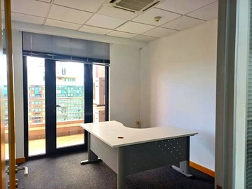 5 Bedroom Office