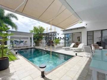 4 Bedroom Villa