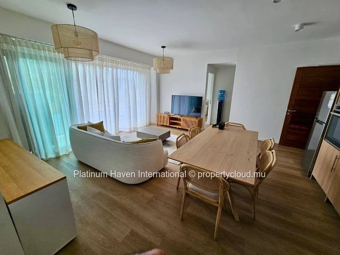 4 Bedroom Ground Floor Appartment In Tamarin 