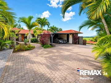 4 Bedroom Villa