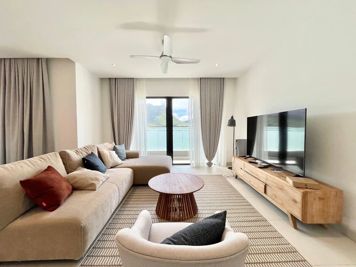 Appartement moderne de 3 chambres avec terrasse et vue sur les montagnes à Telfair, Moka