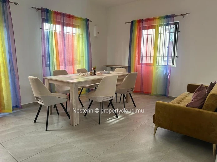 3 bedroom duplex in a secure residence.