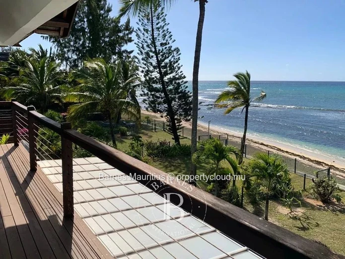 POINTE AUX CANONNIERS - Villa pieds dans l'eau - 4 chambres