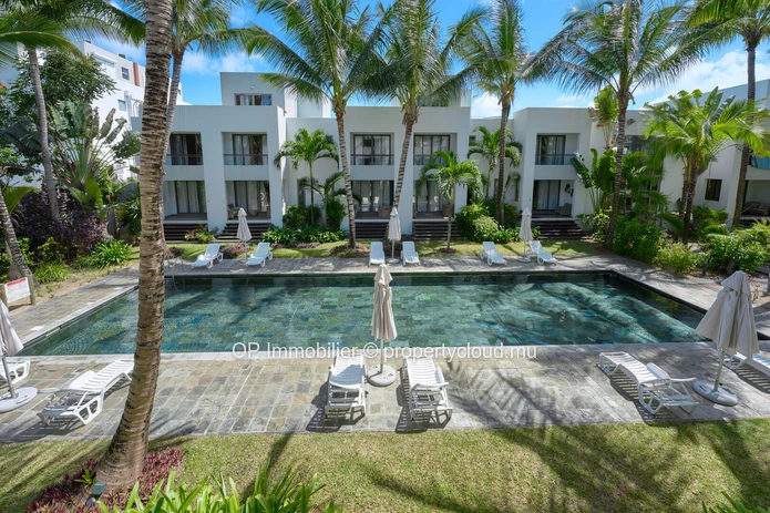 3-Bedroom RES Townhouse with Pool in Pereybere