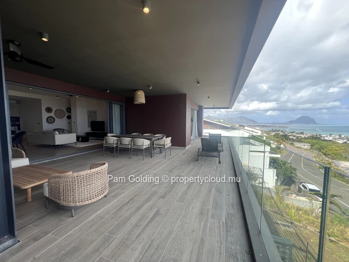 Appartement de 3 Chambres en Suite avec Vue sur la Mer à Vendre à Legend Hill, Tamarin