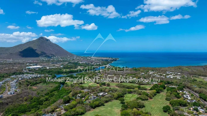 Exceptional Villa in Tamarina, Golf & Mountain Views