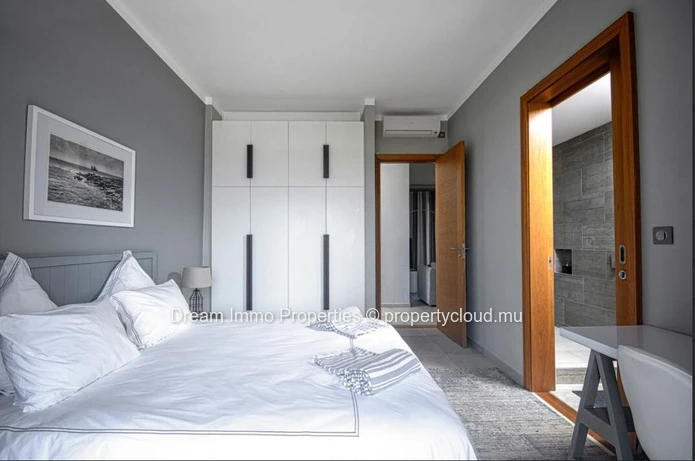 Penthouse Moderne D'exception Avec Vue Mer A Balaclava – Ile Maurice