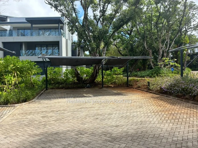 Luxury 4-bedroom en suite apartment with magnificent views of nature, the sea, and the islands of northern Mauritius