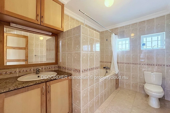 House for Sale – Calodyne