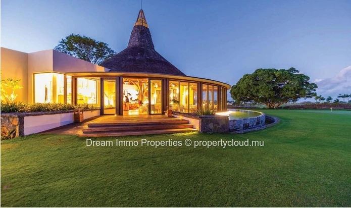 Sublime Luxury Golf Villas On Mont-Choisy Golf & Close Beach - Mauritius