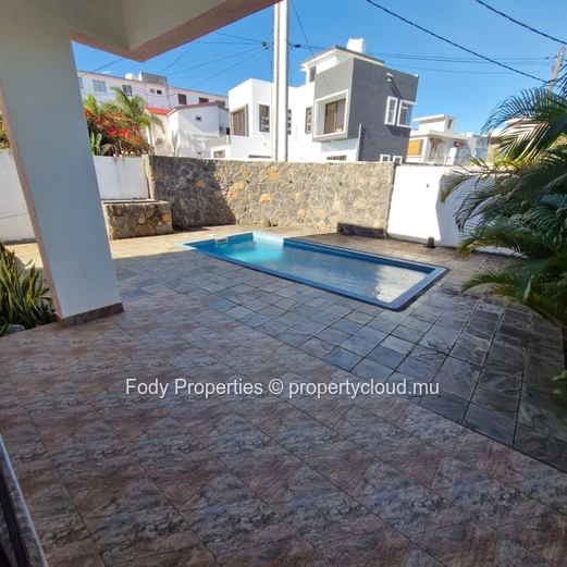 Villa for Sale at Pereybere