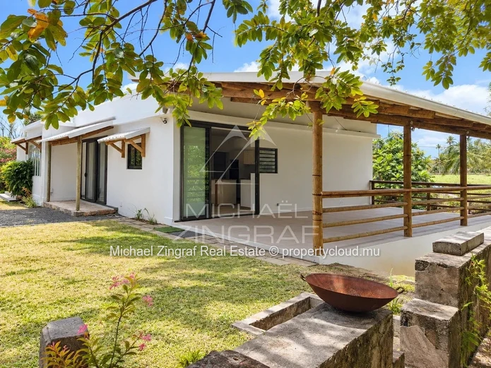 Villa rénovée pleine de charme dans un cadre paisible – Mont Loisir