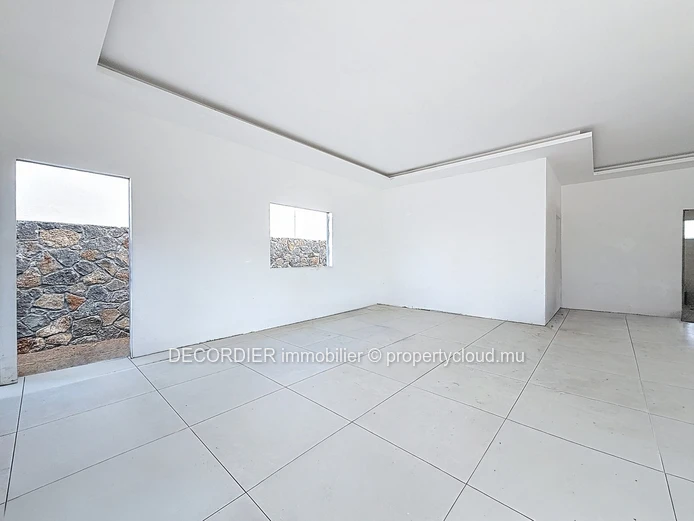Single-storey villa – in a prestigious estate