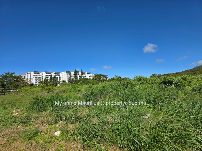 Prime 1-Arpent Development Land in Sodnac, Quatre Bornes