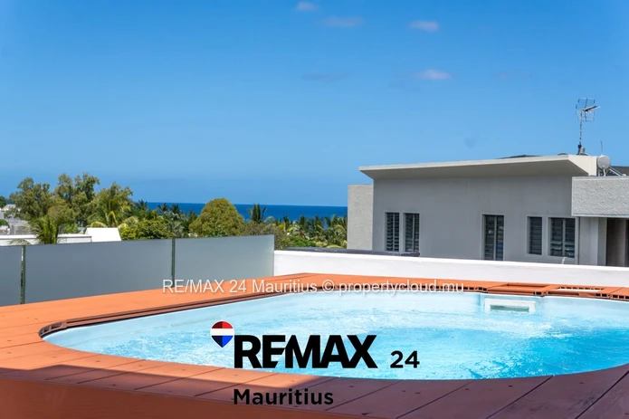 Magnifique Penthouse de 3 chambre en suite vue mer et montage