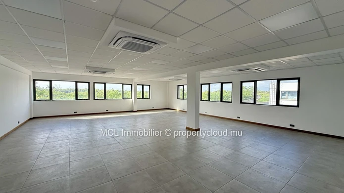 Modern Office Space for Rent in Terre Rouge.