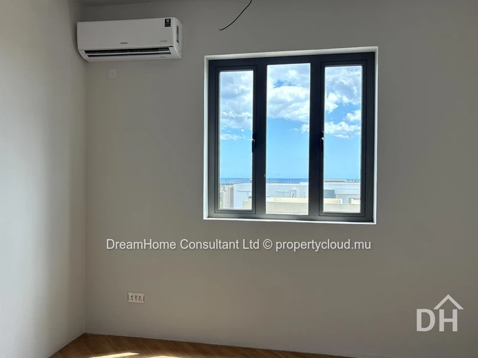 Penthouse with Rooftop – Creek 4 Residence