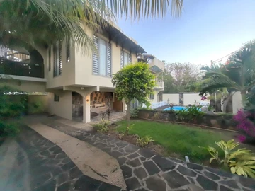4 Bedroom Villa