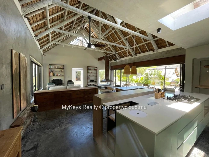 Luxury Villa - Black River - 4 Bedrooms