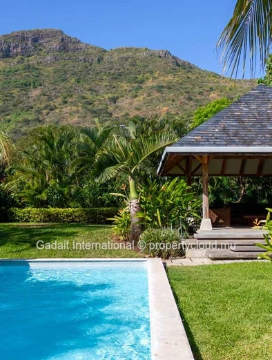 VIlla de 3 chambres avec un emplacement idéal à rivière noire, île Maurice