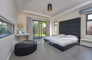 Villa Hibiscus — PDS | 221 m² | 681 m² de terrain | 820 000 €