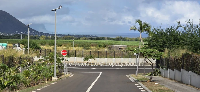 Terrain résidentiel de 759 m² à vendre à Flic en Flac (Mandat exclusif)