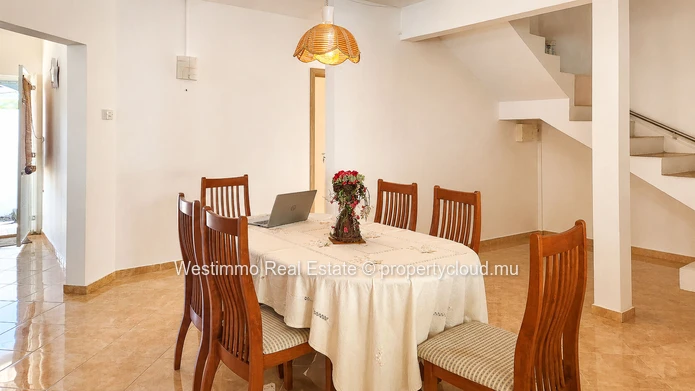 3-bedroom house for rent in La Preneuse with a garden, close to everything