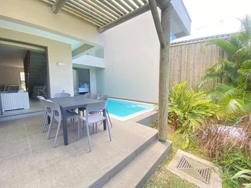 4 Bedroom Townhouse, Duplex