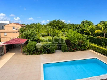 7 Bedroom House