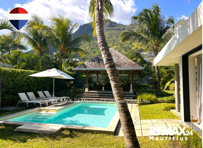 3-Bedroom Tropical Villa in Black River