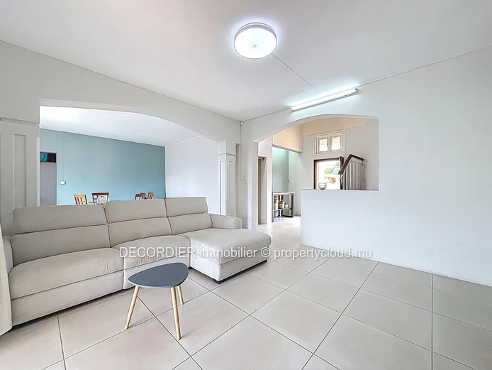 Beautiful family home in Baie du Tombeau