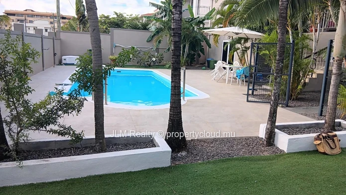 Modern 2-Bedroom Ground Floor Apartment for Rent | Flic en Flac, Mauritius