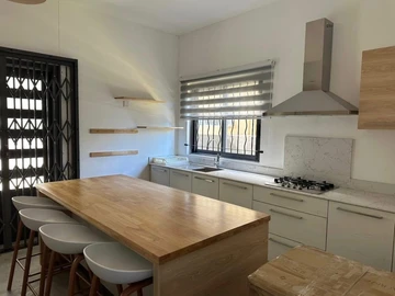 Appartement de 5 Chambres