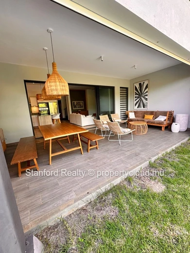 Elegant 3 bedroom Duplex with Private Pool – Beau Plan, North