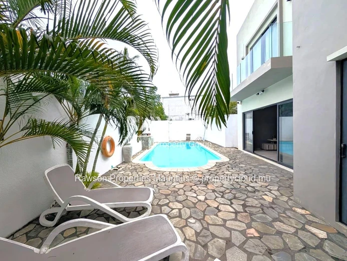 Villa Spacieuse De 4 Chambres Avec Rooftop Et Grande Piscine | Grand Gaube