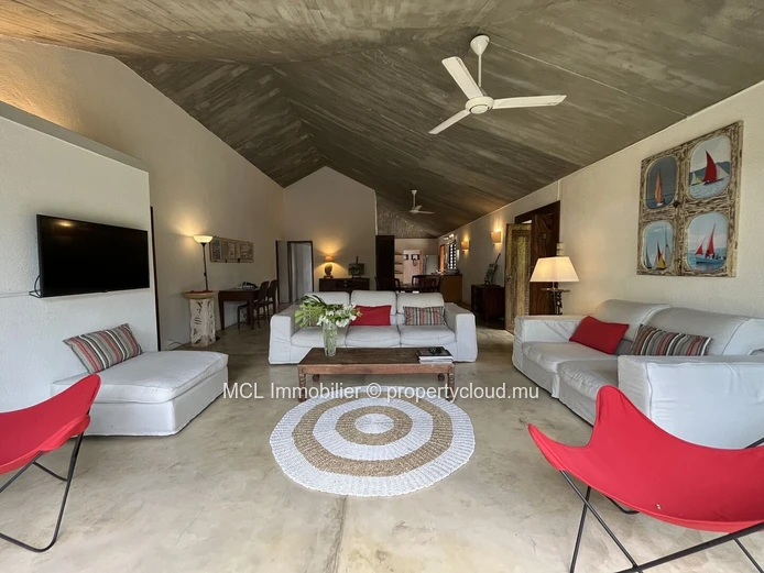 Fully-furnished oasis 
