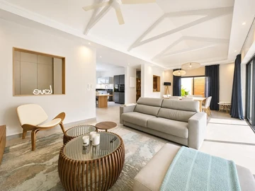 4 Bedroom Villa