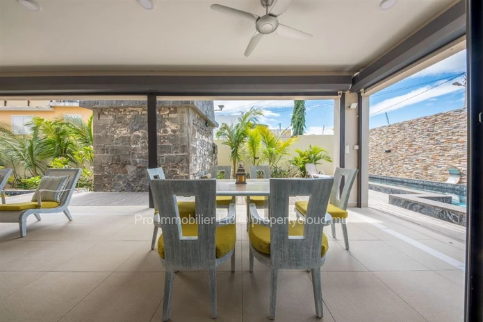 Spacious and newly built furnished villa for rent at Flic en Flac West Coast.